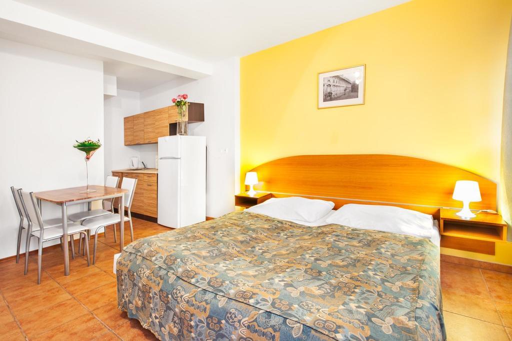 Apartment House Zizkov — Photos 2